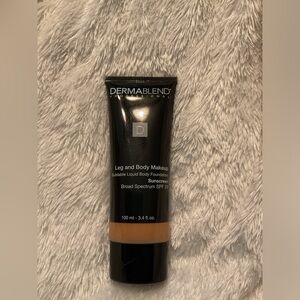 DERMABLEND
LEG AND BODY MAKEUP